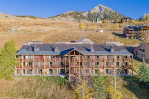 San Moritz, J-303 - Mt. Crested Butte