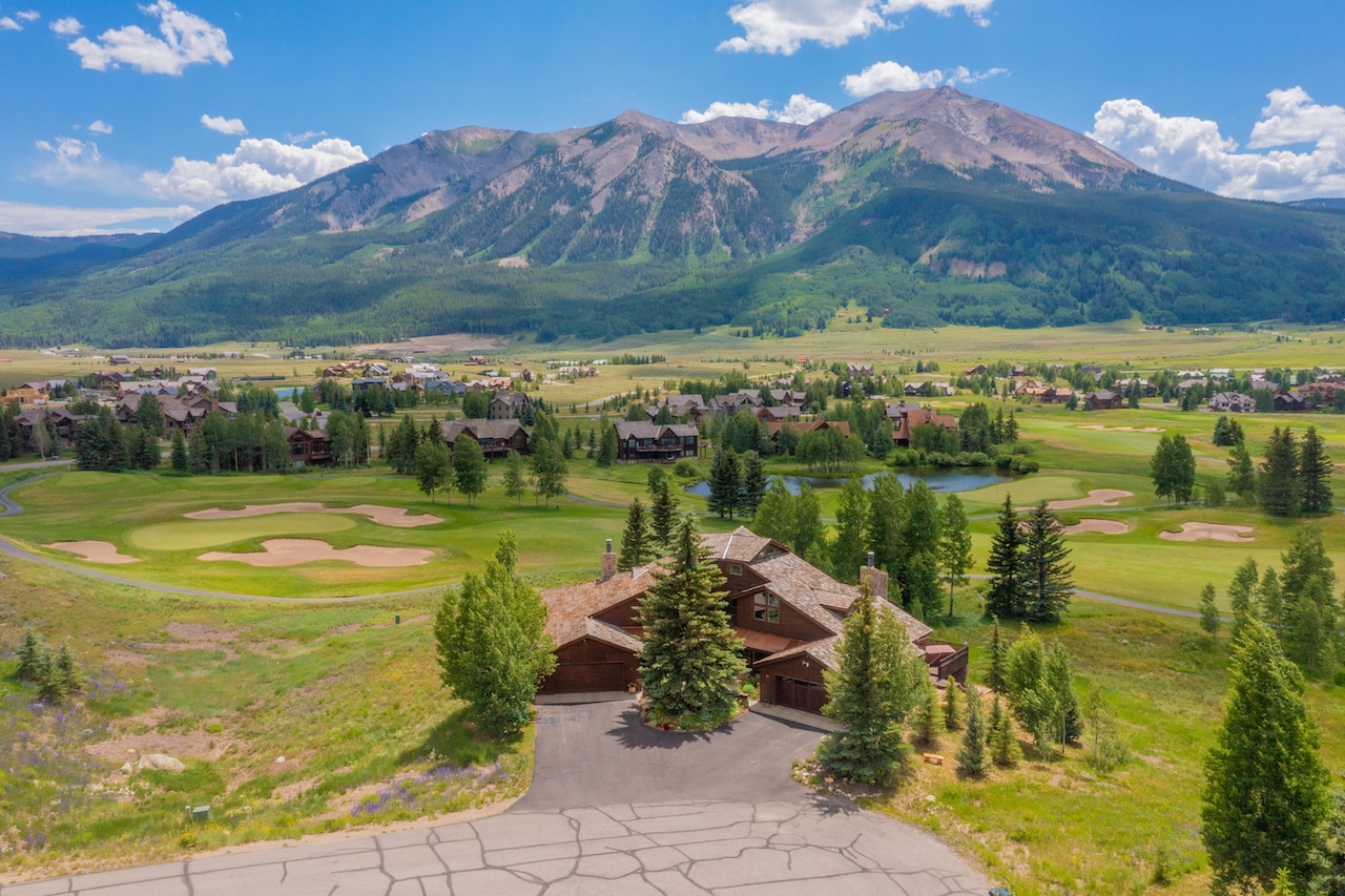 Price Improvement ~ 20 Par Lane, Crested Butte