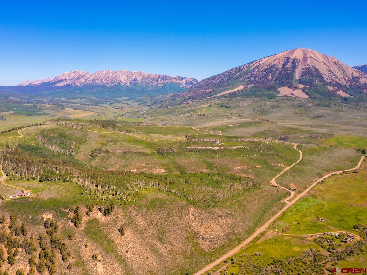 682 Hawk Drive | Crested Butte Collection