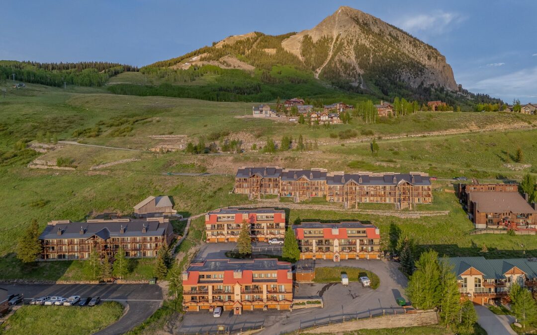 JUST LISTED: Renovated Ski-In/Ski-Out Retreat