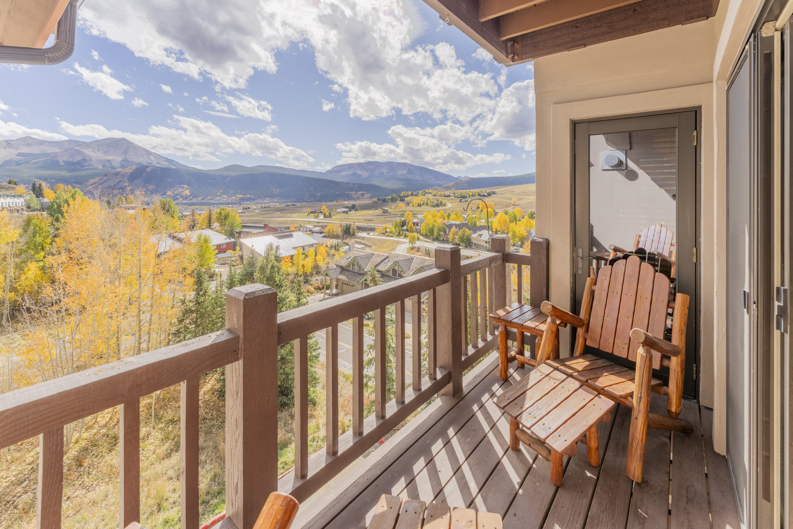 Black Bear Lodge, Unit 301 | Listed by Kiley Flint, Crested Butte Collection