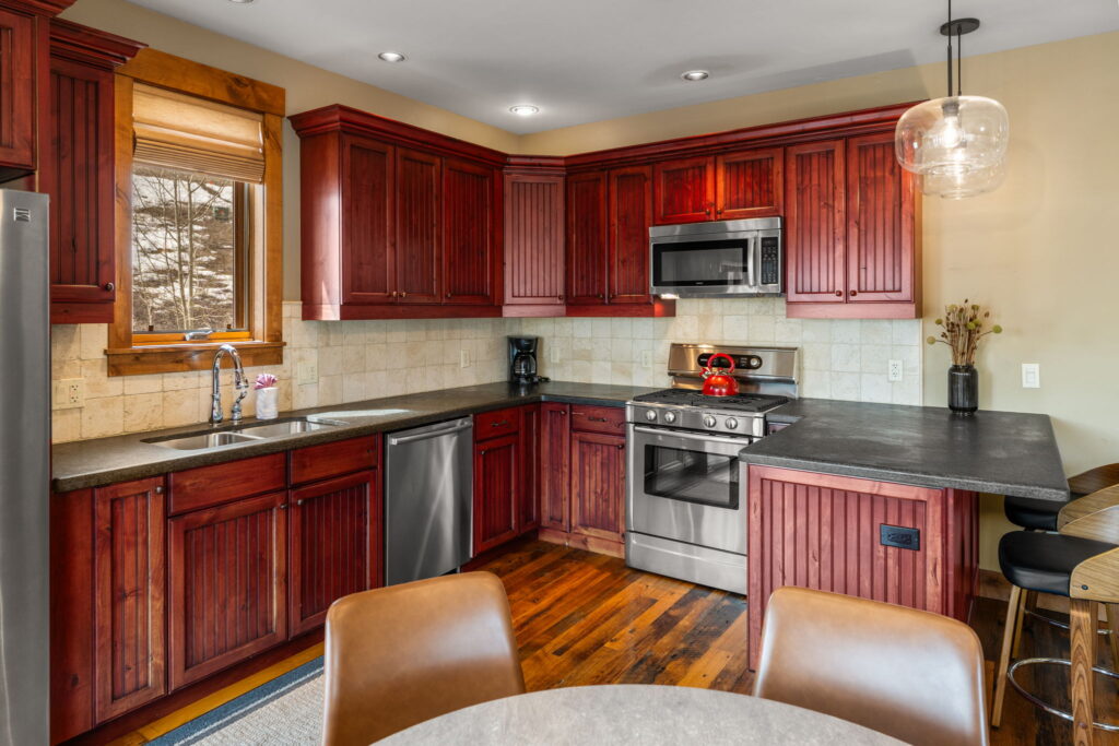Black Diamond Lodge, Unit 2A | Listed by Kiley Flint