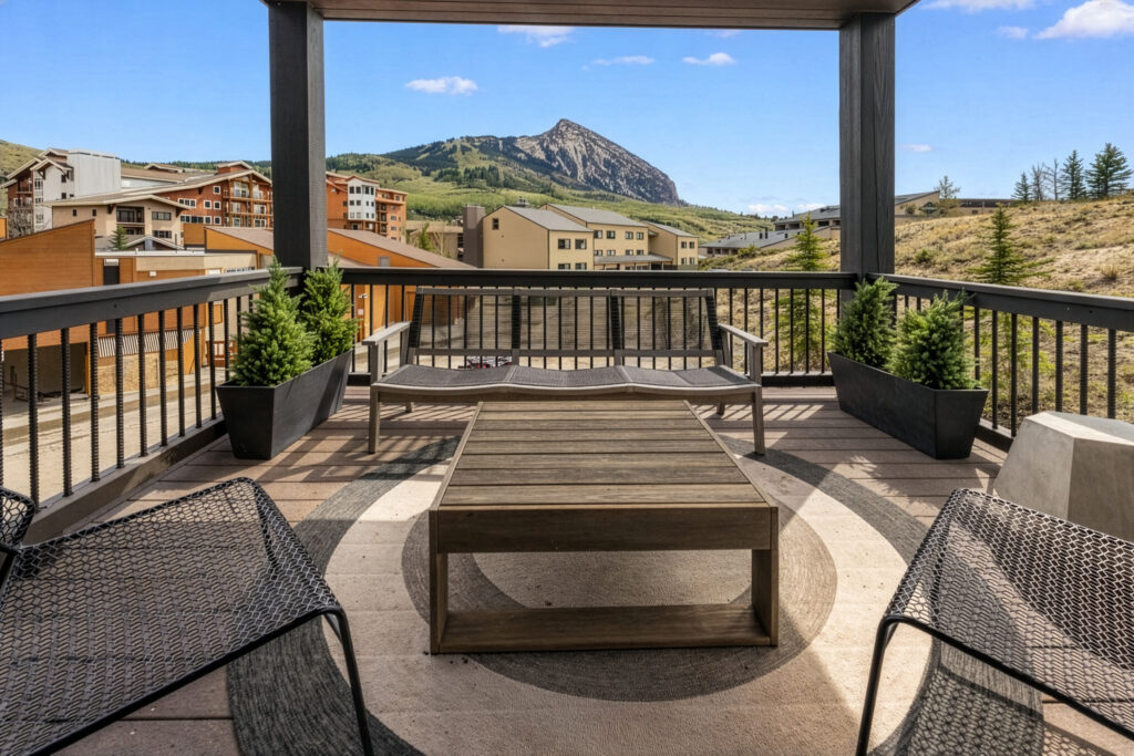 Black Diamond Lodge, Unit 2A | Listed by Kiley Flint