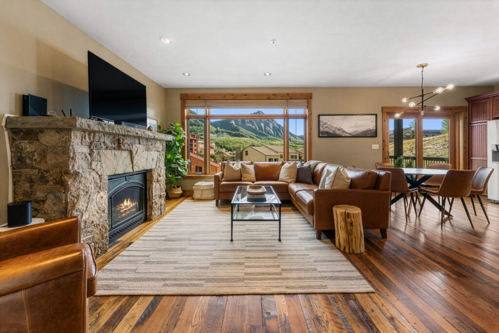 Black Diamond Lodge, Unit 2A | Listed by Kiley Flint