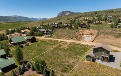 Just Listed in Crested Butt South: An Ideal Homesite With Panoramic Views