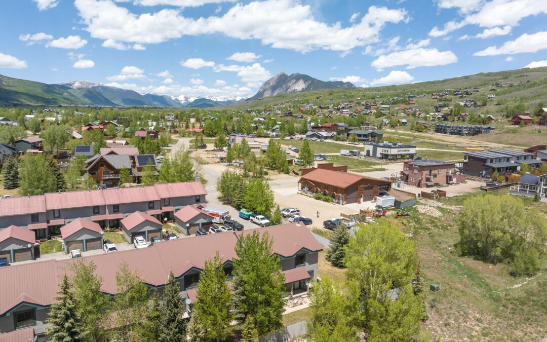 Just Listed: Well-Maintained, 3-Bedroom Condo in Crested Butte South