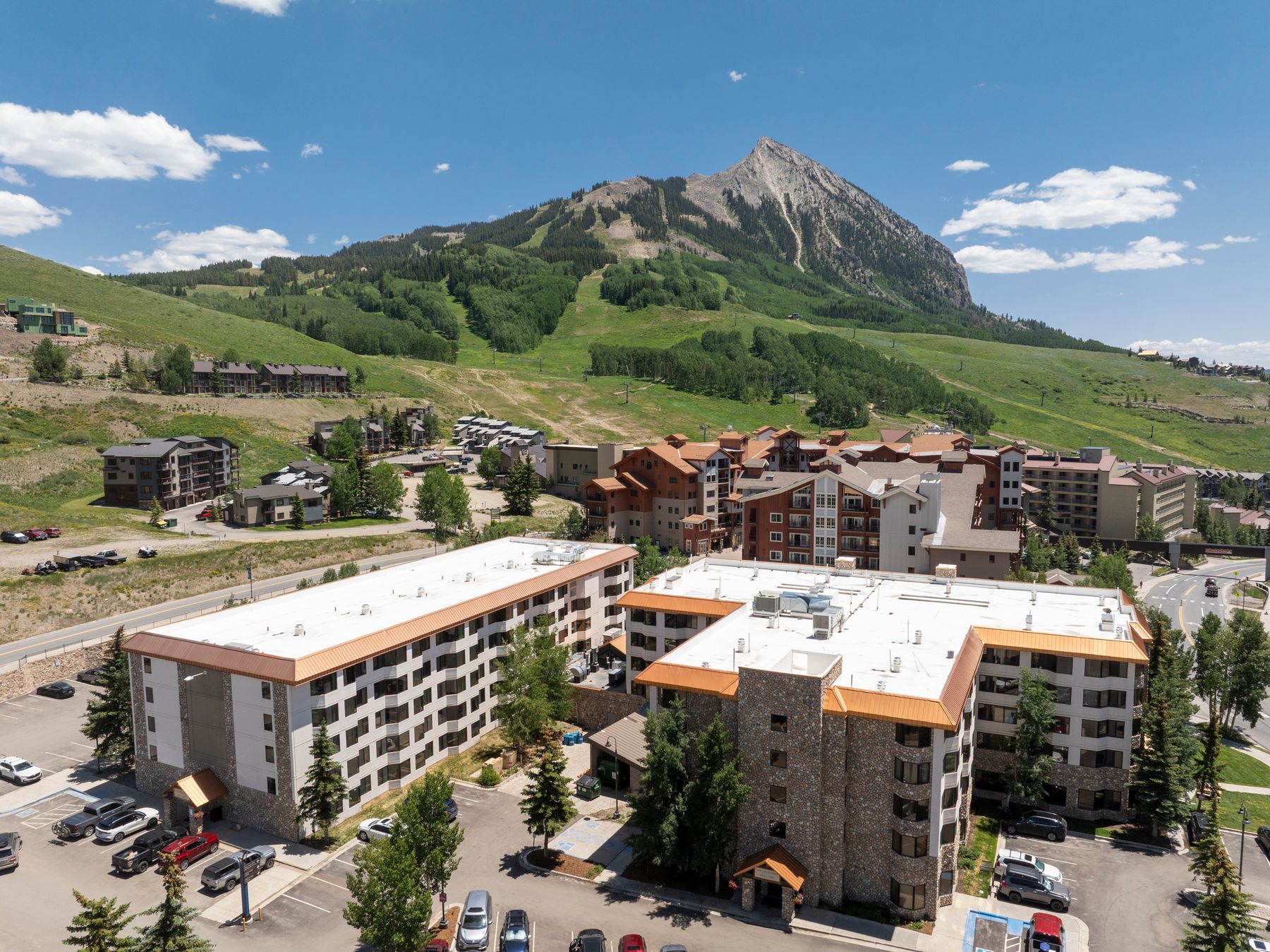 Grand Lodge, Mt. Crested Butte